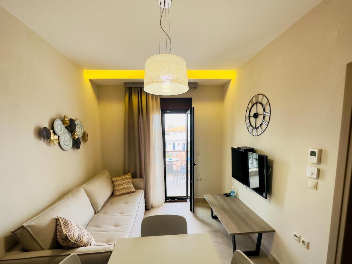 Yulia Luxury Apartments Ouranoupoli Exteriör bild