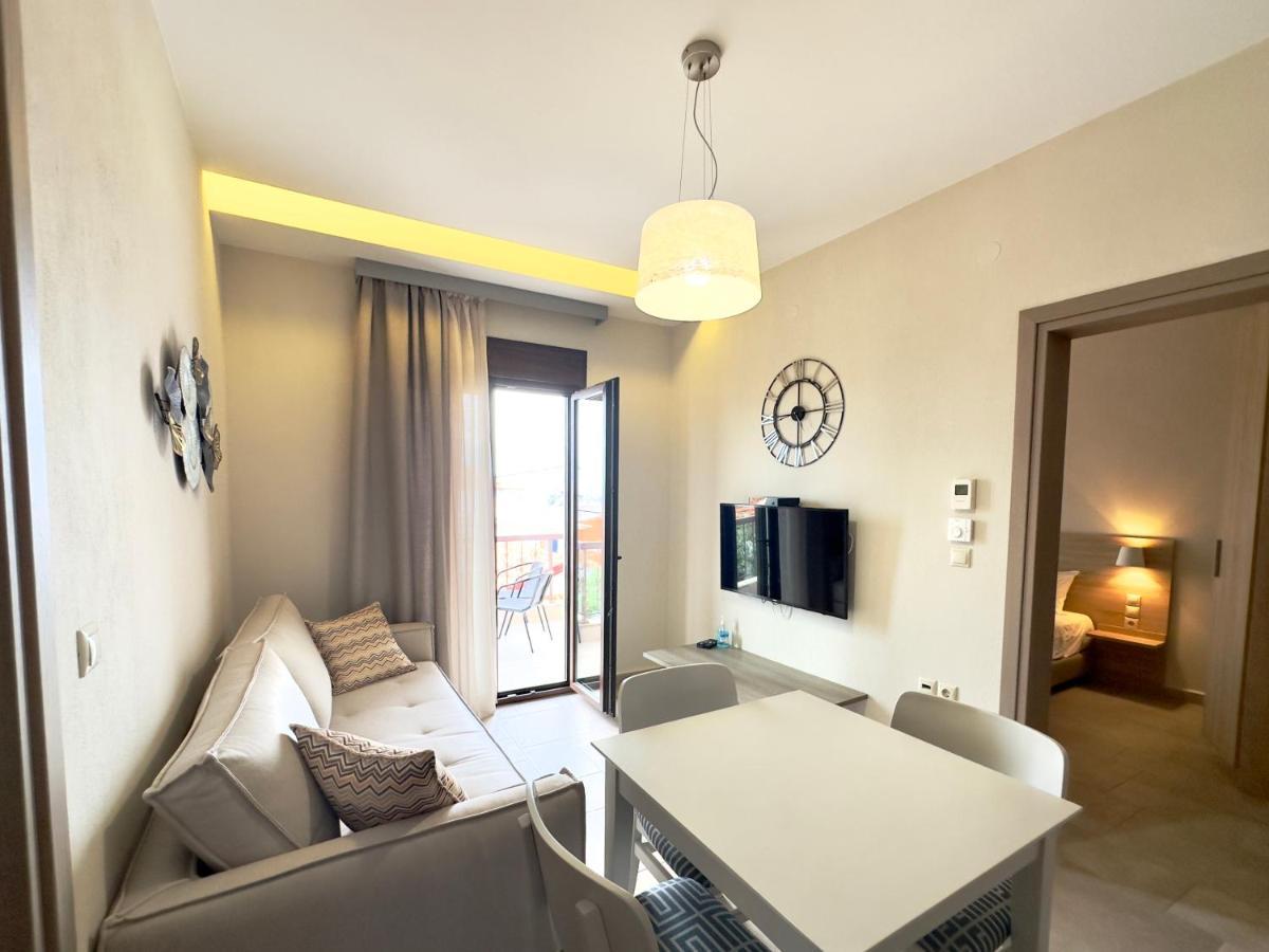 Yulia Luxury Apartments Ouranoupoli Exteriör bild