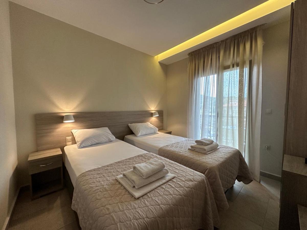 Yulia Luxury Apartments Ouranoupoli Exteriör bild